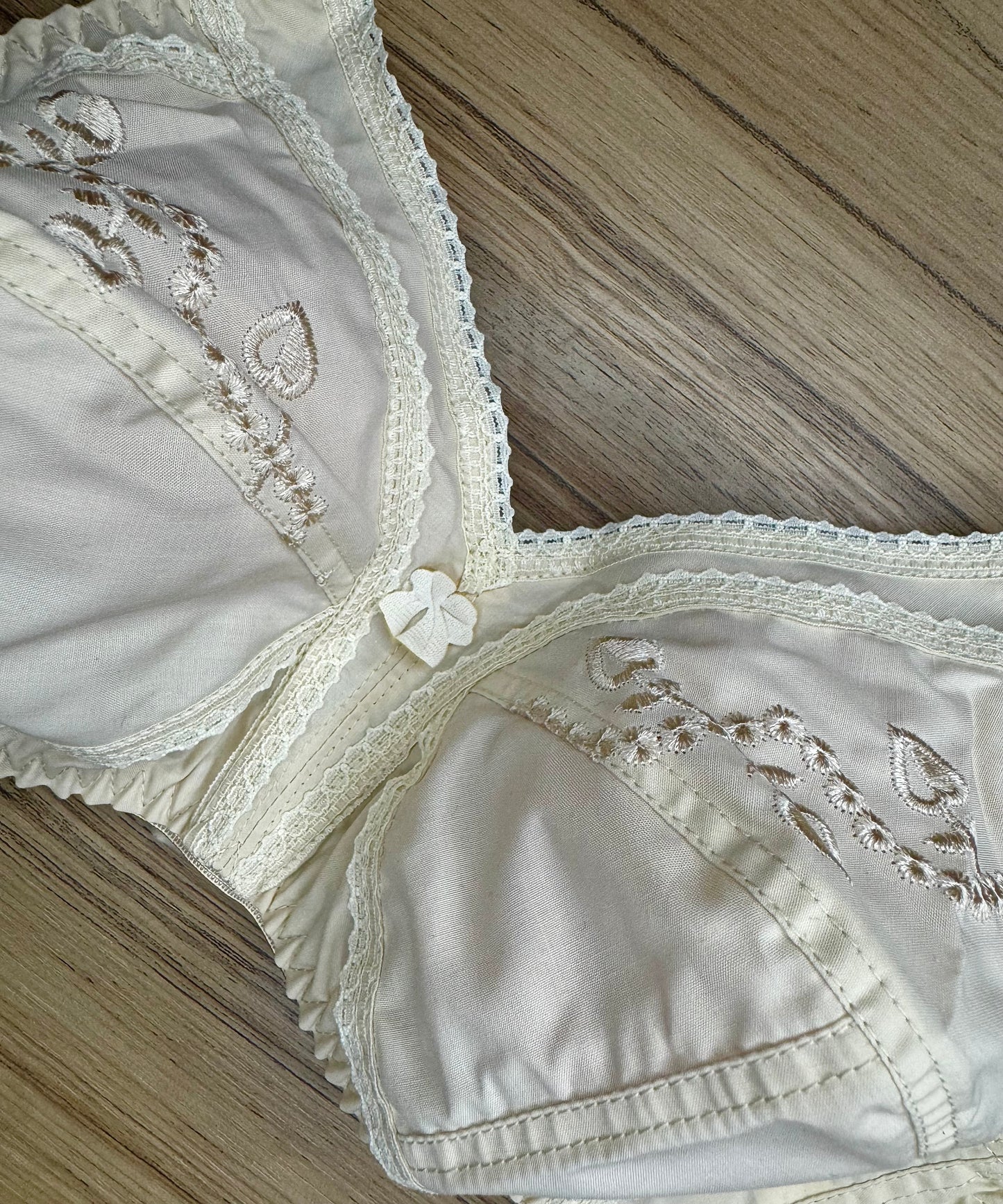 ( BUY 1 Get 1 Free ) CHOICE Minimizer Cotton Bra