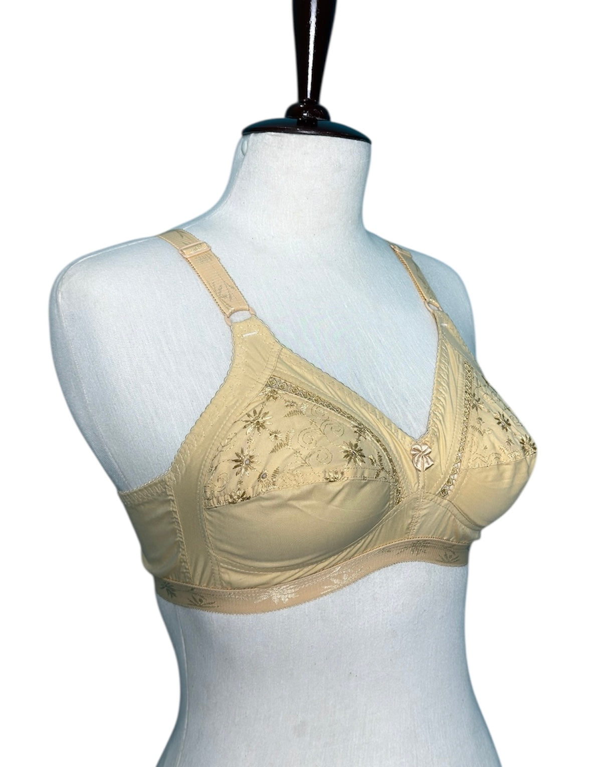 Embroidered Cotton Bra For Girls, Chicken Lace Style Brassieres