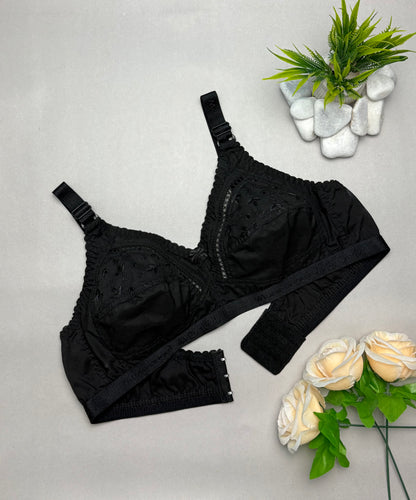 Pack of 4 Embroidered Cotton Bra For Girls, High Quality Brassieres