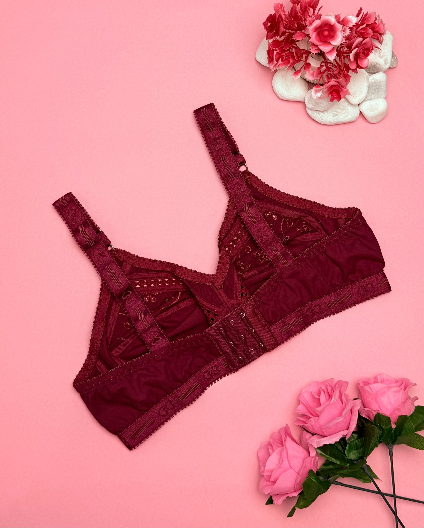 Pack of 4 Embroidered Cotton Bra For Girls, High Quality Brassieres